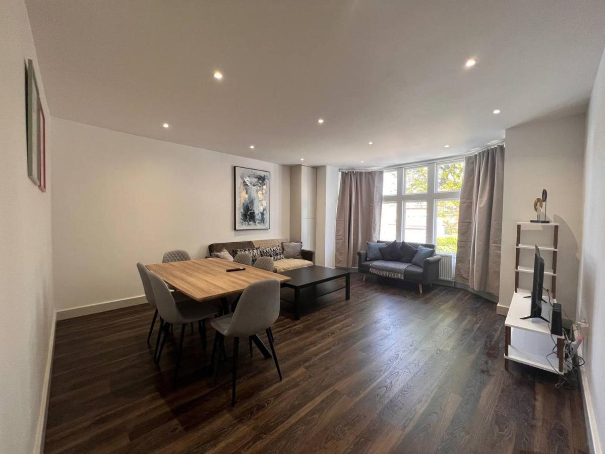 Star London Finchley Road 2-Bed Residence Экстерьер фото